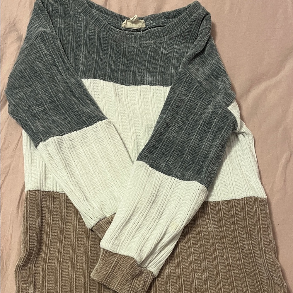 Hayden Colorblock Ribbed Crewneck Sweater in Gray, Cream & Brown